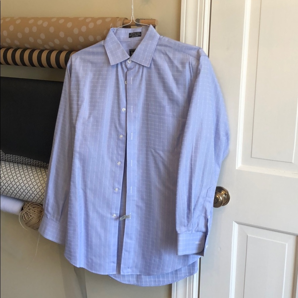 Neiman Marcus dress shirt 15.5x32/33